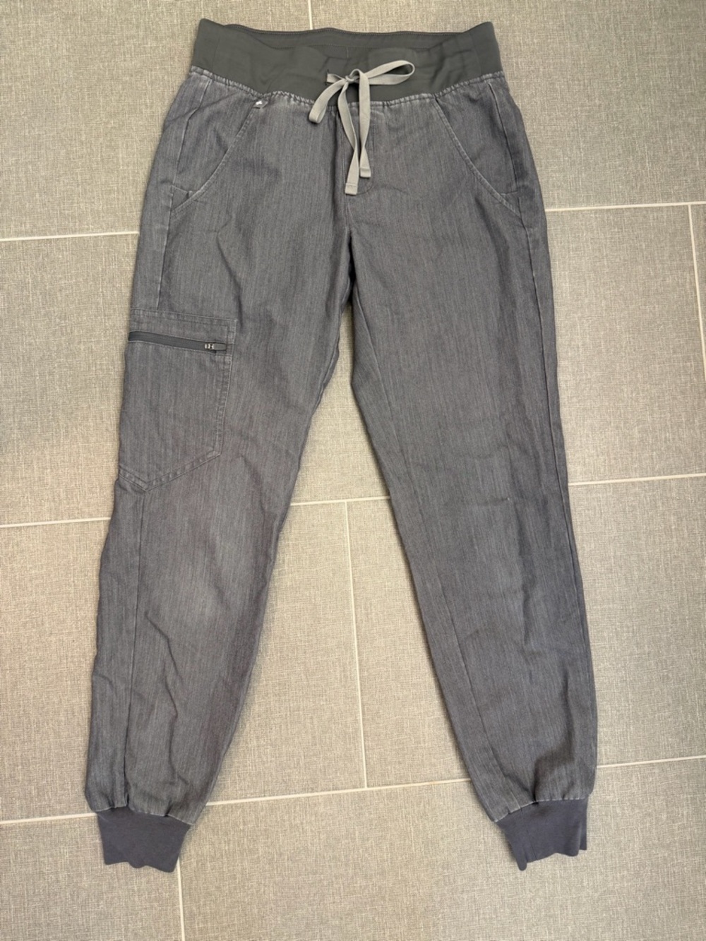 Figs Women’s Graphite Zamora Scrub Pants